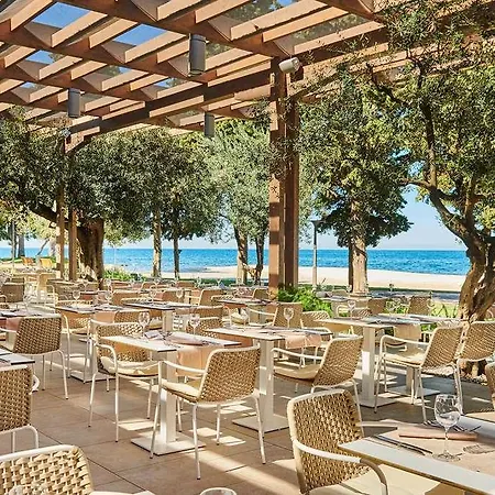 Plava Laguna Hotel 4*