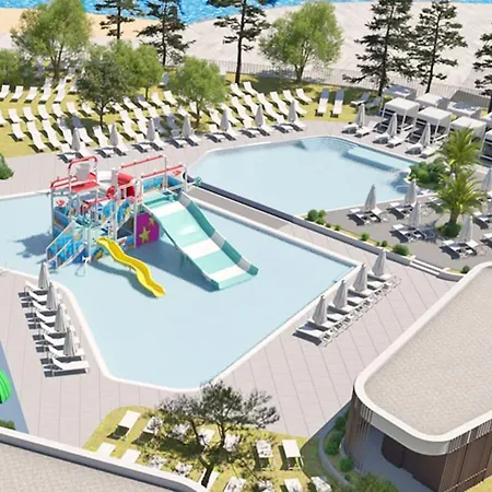 Plava Laguna Hotel 4*