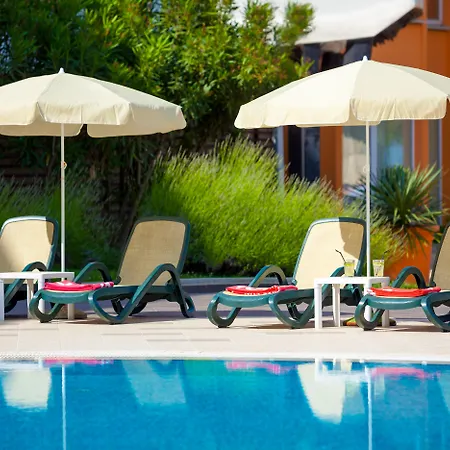 Plava Laguna Hotel