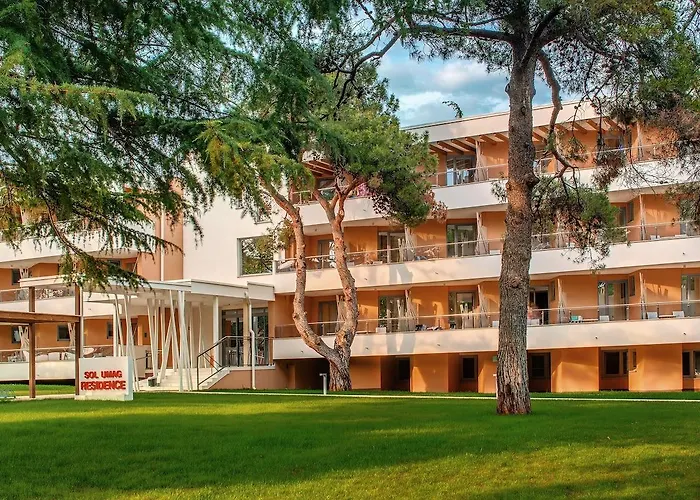 Plava Laguna Hotel