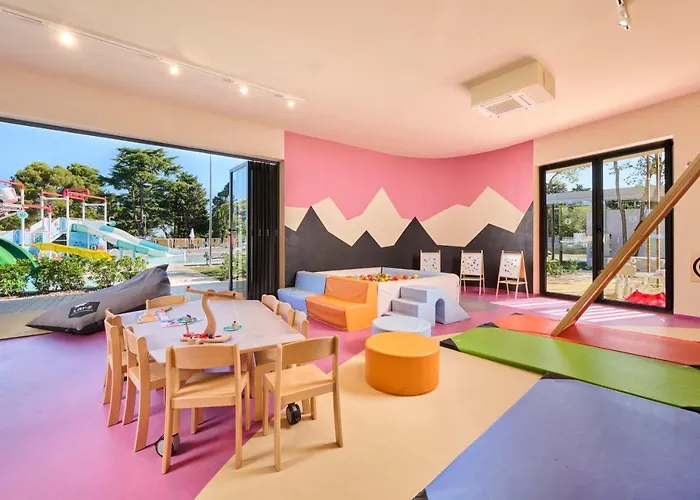 Plava Laguna 4*