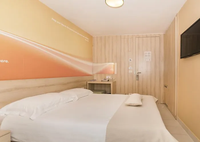 Hotel Plava Laguna