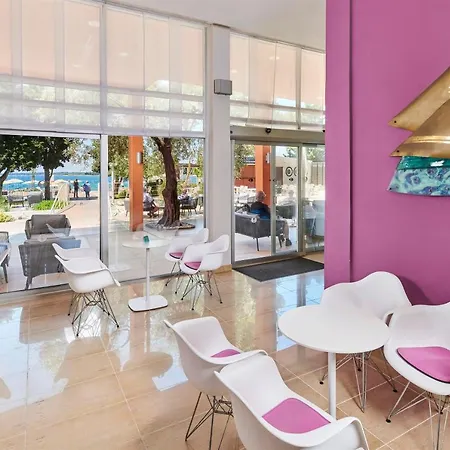 Hotel Plava Laguna 4*