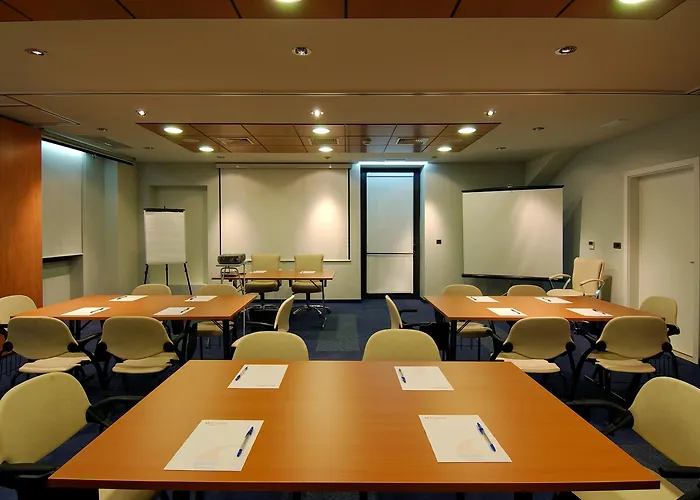 Отель Plava Laguna Умаг