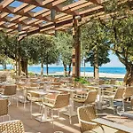Plava Laguna Hotel 4*